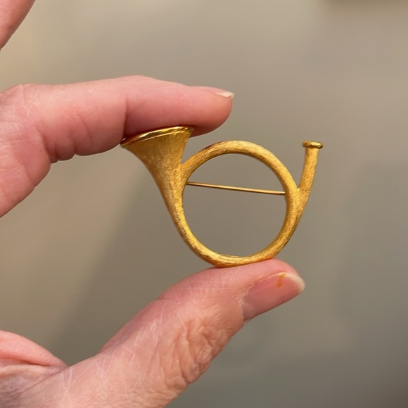 Vintage Napier Goldtone French Horn Pin Musical Instrument - Picture 8 of 16